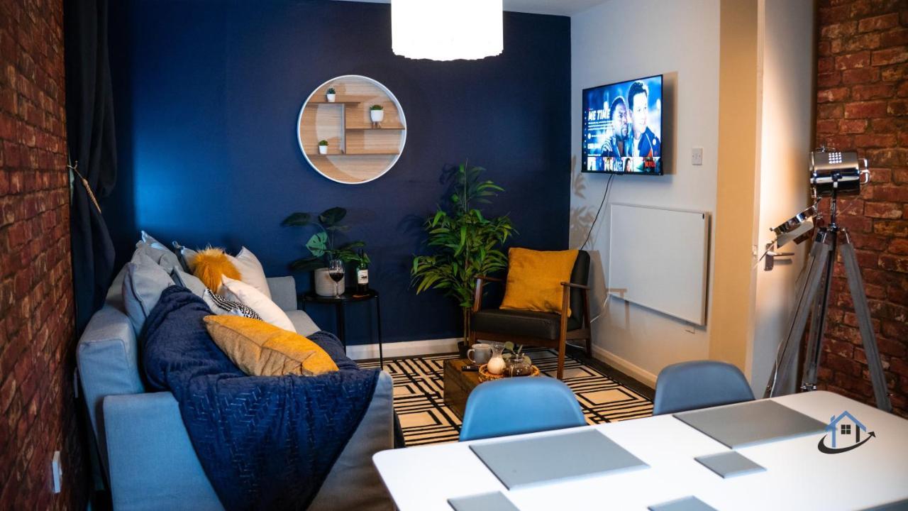 Flat 1 - King Bed, Parking, Workspace, Wi-Fi, Corporates ノッティンガム エクステリア 写真